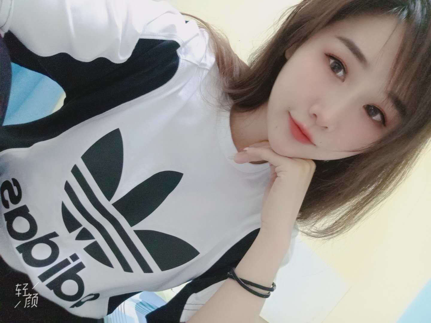 清纯的珊珊，服务温柔可爱